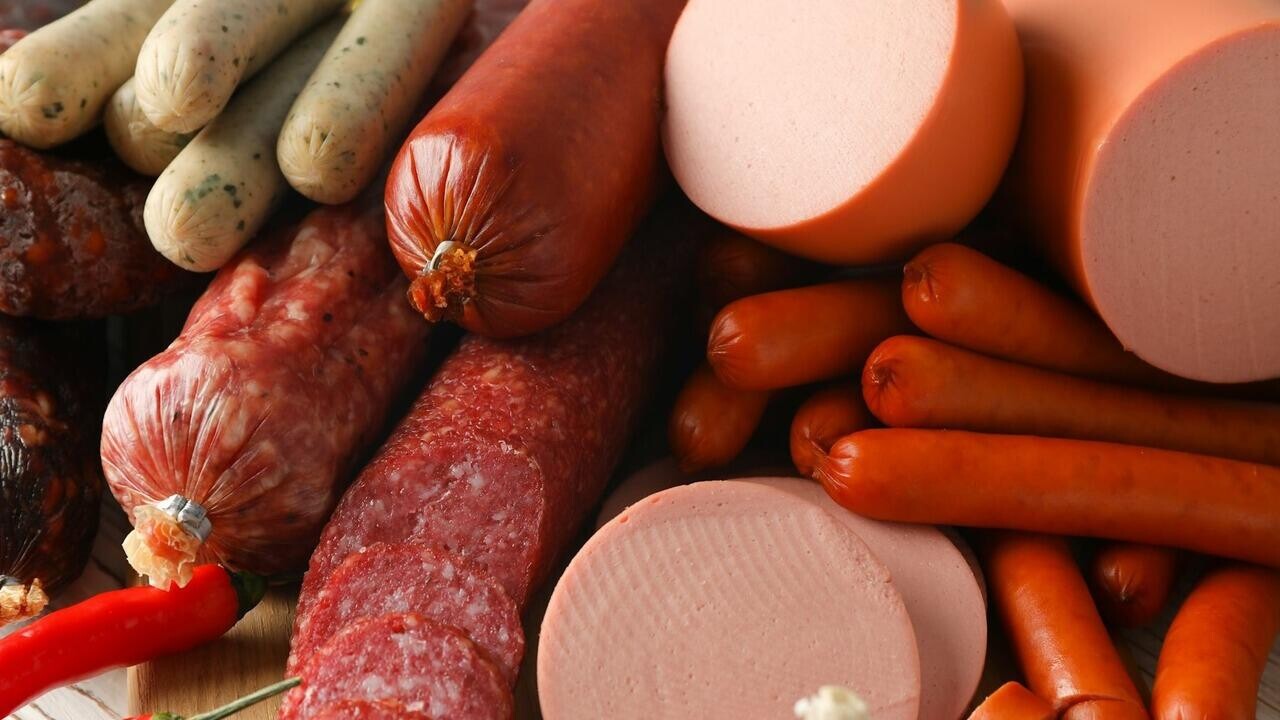 Россельхознадзор вернул в Беларусь колбасу и молоко