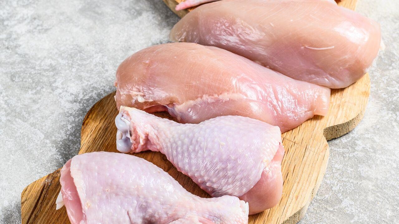Россельхознадзор вернул в Беларусь 40 тонн мяса птицы. Почему?
