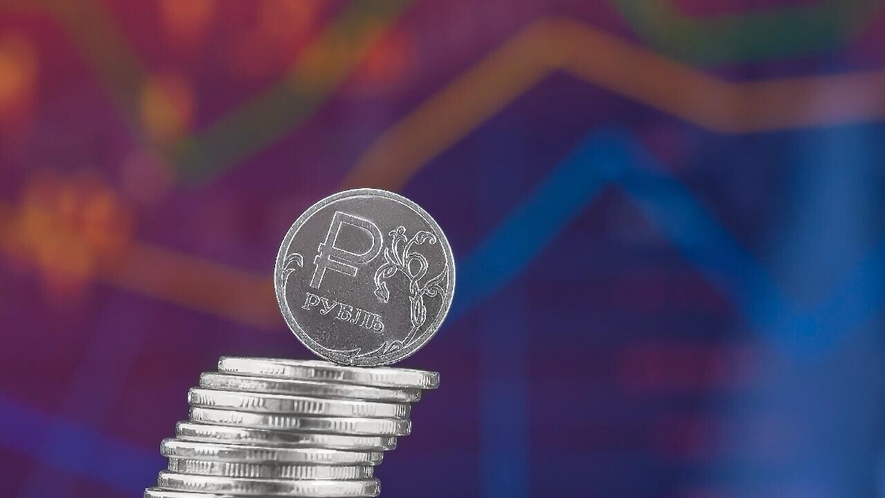 Вклады: банки опять уронили ставки в российских рублях