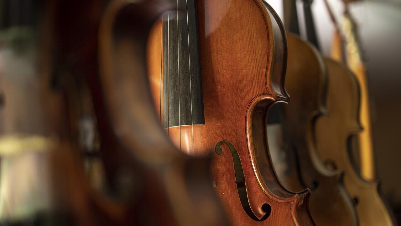 Руководители одной из областных филармоний попались на крупных взятках