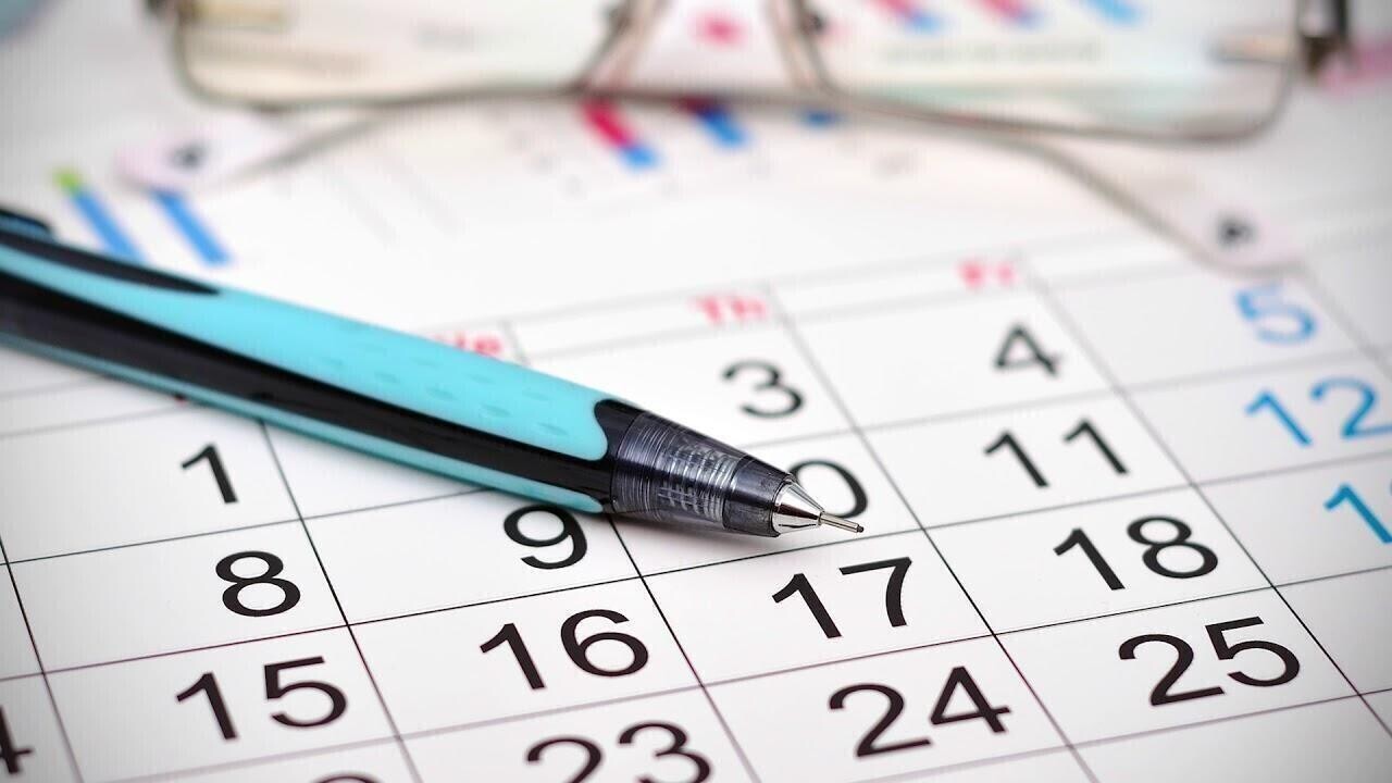 Сколько будем отдыхать в апреле и мае: календарь больших выходных в Беларуси